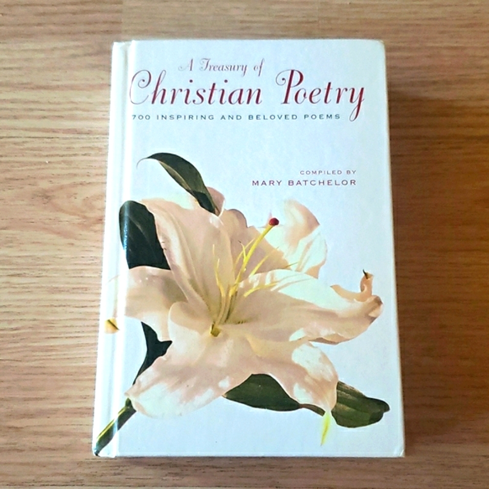 Christian Poetry: 700 Inspiring and Beloved Poems 576 pages